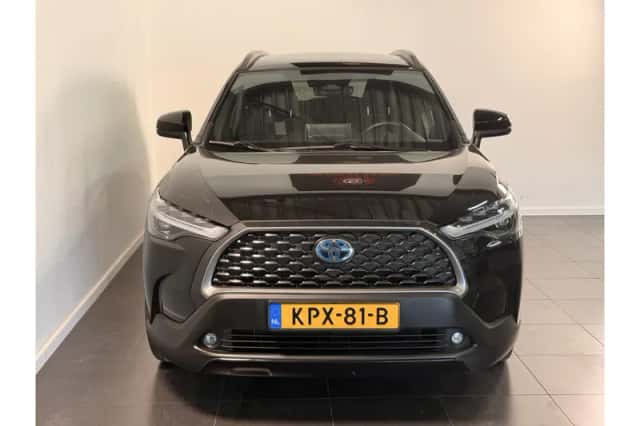 Toyota Corolla Cross (2023) thumbnail 4