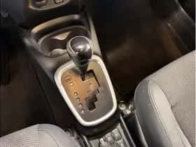 Toyota Yaris (2017) thumbnail 21