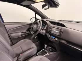 Toyota Yaris (2017) thumbnail 8
