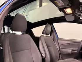 Toyota Yaris (2017) thumbnail 10