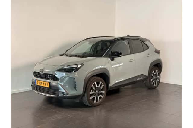 Toyota Yaris Cross (2024) thumbnail 1