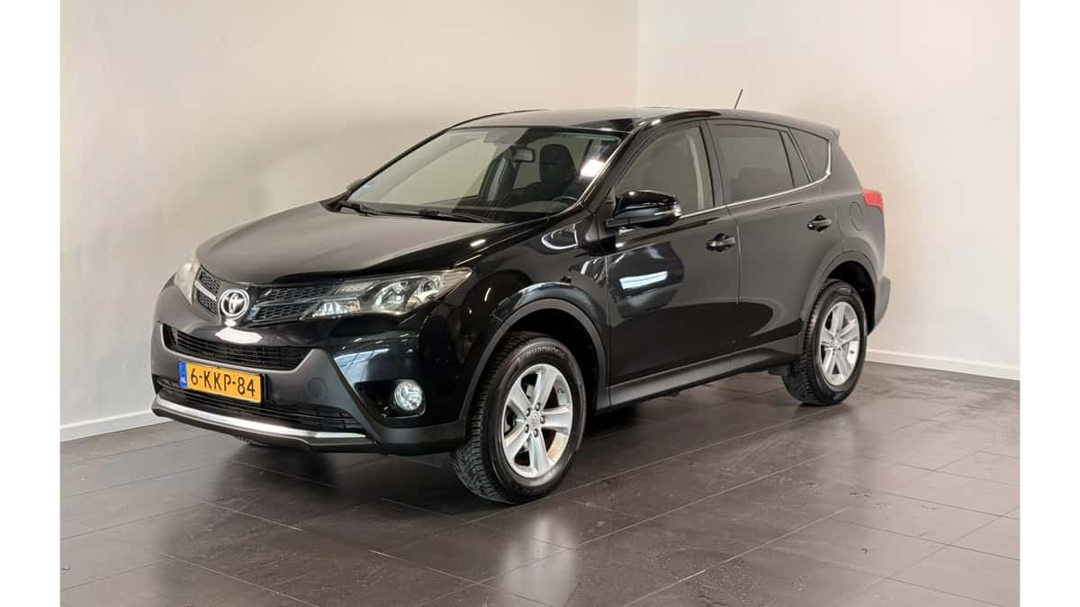 Toyota RAV4 (2013) — foto 1