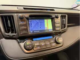 Toyota RAV4 (2013) thumbnail 16