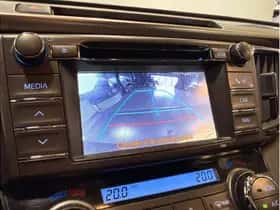 Toyota RAV4 (2013) thumbnail 17