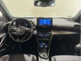 Toyota Yaris Cross (2021) thumbnail 2