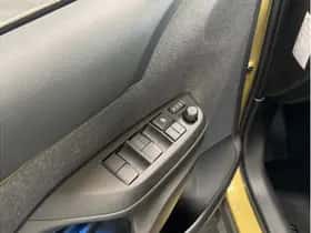 Toyota Yaris Cross (2021) thumbnail 8