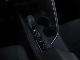 Toyota C-HR (2024) thumbnail 22