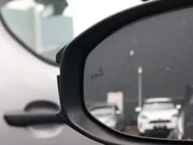 Toyota C-HR (2025) thumbnail 7