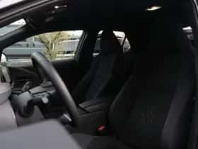 Toyota C-HR (2025) thumbnail 10