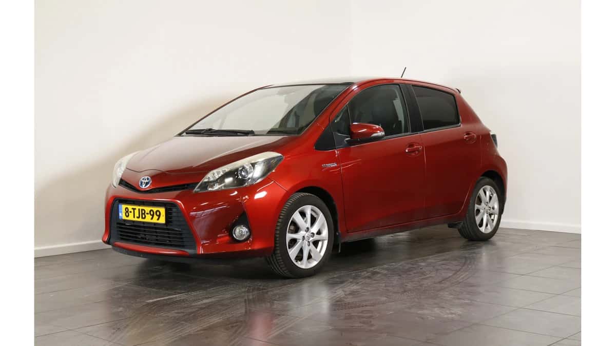 Toyota Yaris (2014) — foto 1