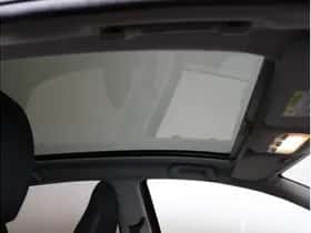 Toyota Yaris (2014) thumbnail 11