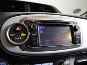 Toyota Yaris (2014) thumbnail 19