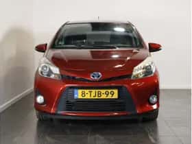 Toyota Yaris (2014) thumbnail 4