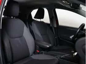 Toyota Yaris (2023) thumbnail 11