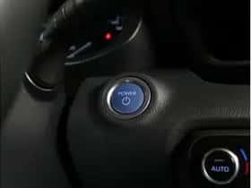 Toyota Yaris (2023) thumbnail 17