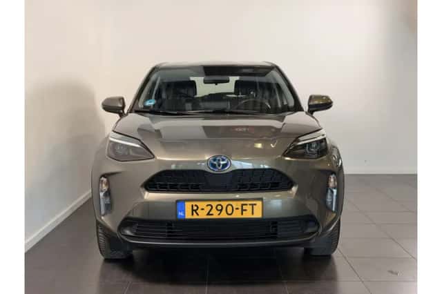 Toyota Yaris Cross (2022) thumbnail 2
