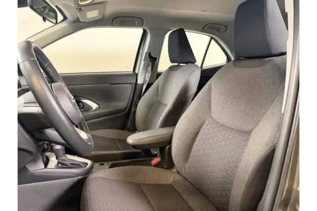 Toyota Yaris Cross (2022) thumbnail 3