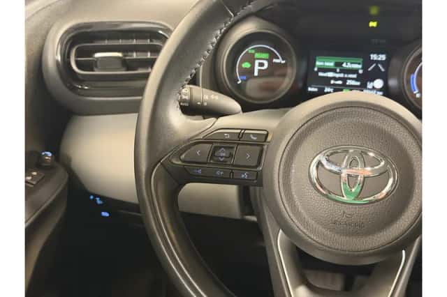 Toyota Yaris Cross (2022) thumbnail 6