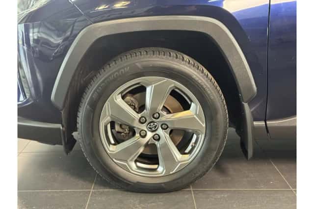 Toyota RAV4 (2019) thumbnail 4