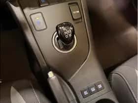 Toyota Auris (2016) thumbnail 16