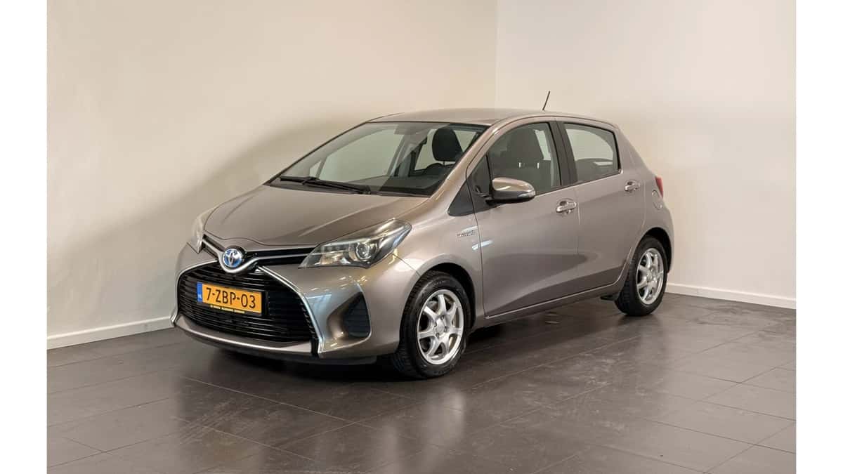 Toyota Yaris (2014) — foto 1