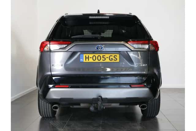 Toyota RAV4 (2020) thumbnail 5