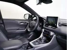 Toyota RAV4 (2020) thumbnail 8