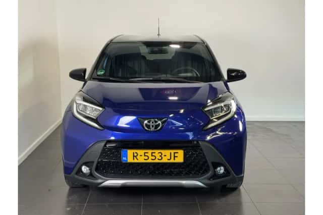 Toyota Aygo X (2022) thumbnail 3