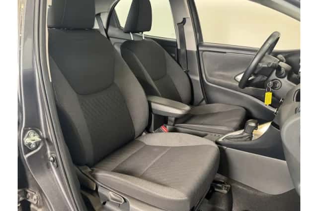 Toyota Yaris (2021) thumbnail 5