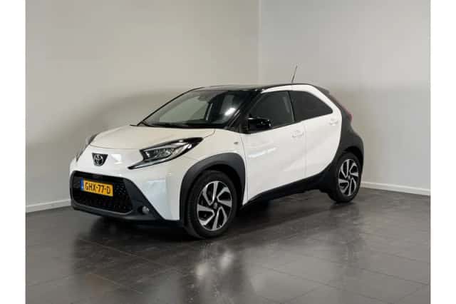 Toyota Aygo X (2024) thumbnail 1