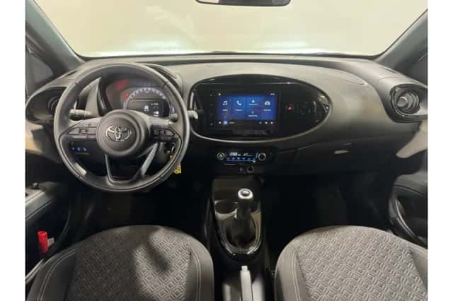 Toyota Aygo X (2024) thumbnail 2