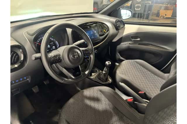 Toyota Aygo X (2024) thumbnail 4
