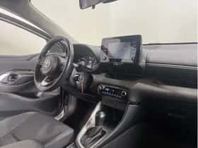 Toyota Yaris (2022) thumbnail 4