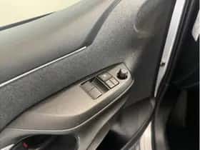 Toyota Yaris (2022) thumbnail 7
