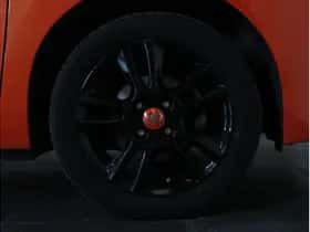 Toyota Aygo (2015) thumbnail 6
