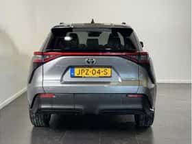 Toyota bZ4X (2026) thumbnail 7