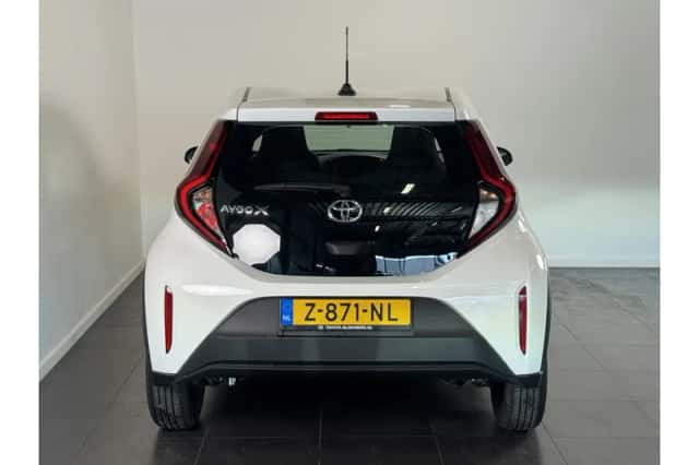 Toyota Aygo X (2024) thumbnail 5