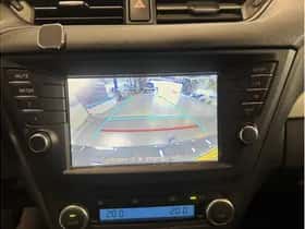 Toyota Avensis (2016) thumbnail 17