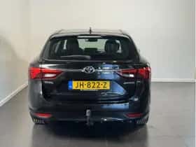 Toyota Avensis (2016) thumbnail 7