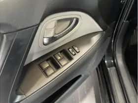 Toyota Avensis (2016) thumbnail 9