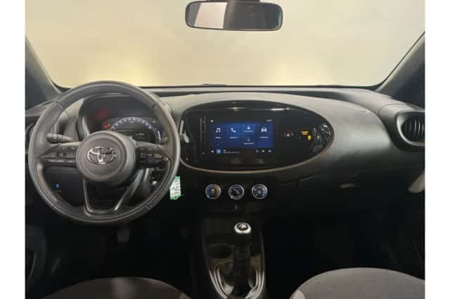Toyota Aygo X (2024) thumbnail 2