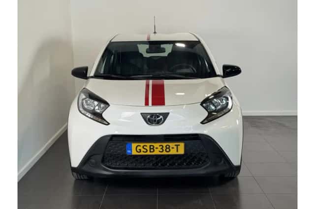 Toyota Aygo X (2024) thumbnail 3