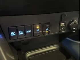 Toyota RAV4 (2017) thumbnail 22