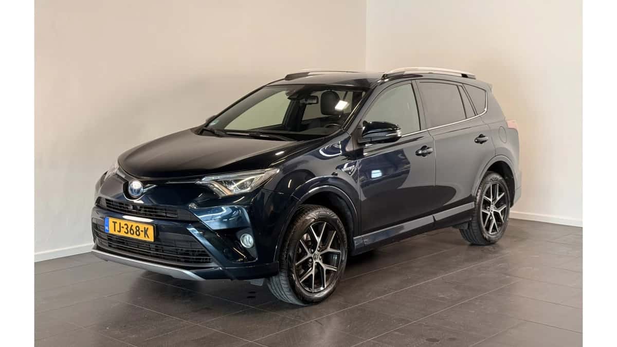 Toyota RAV4 (2017) — foto 1