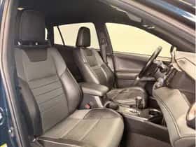 Toyota RAV4 (2017) thumbnail 11
