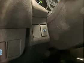 Toyota RAV4 (2017) thumbnail 15