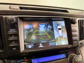 Toyota RAV4 (2017) thumbnail 22