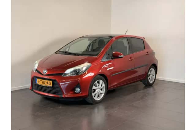 Toyota Yaris (2014) thumbnail 1