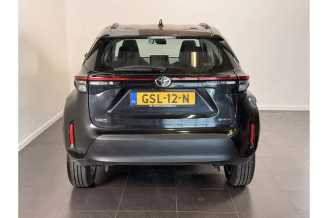 Toyota Yaris Cross (2024) thumbnail 5