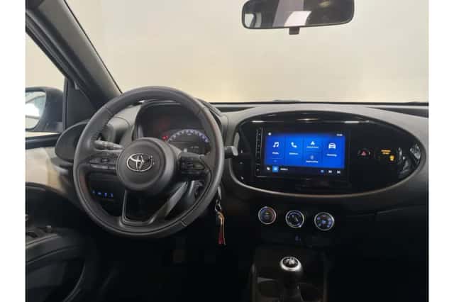 Toyota Aygo X (2024) thumbnail 2